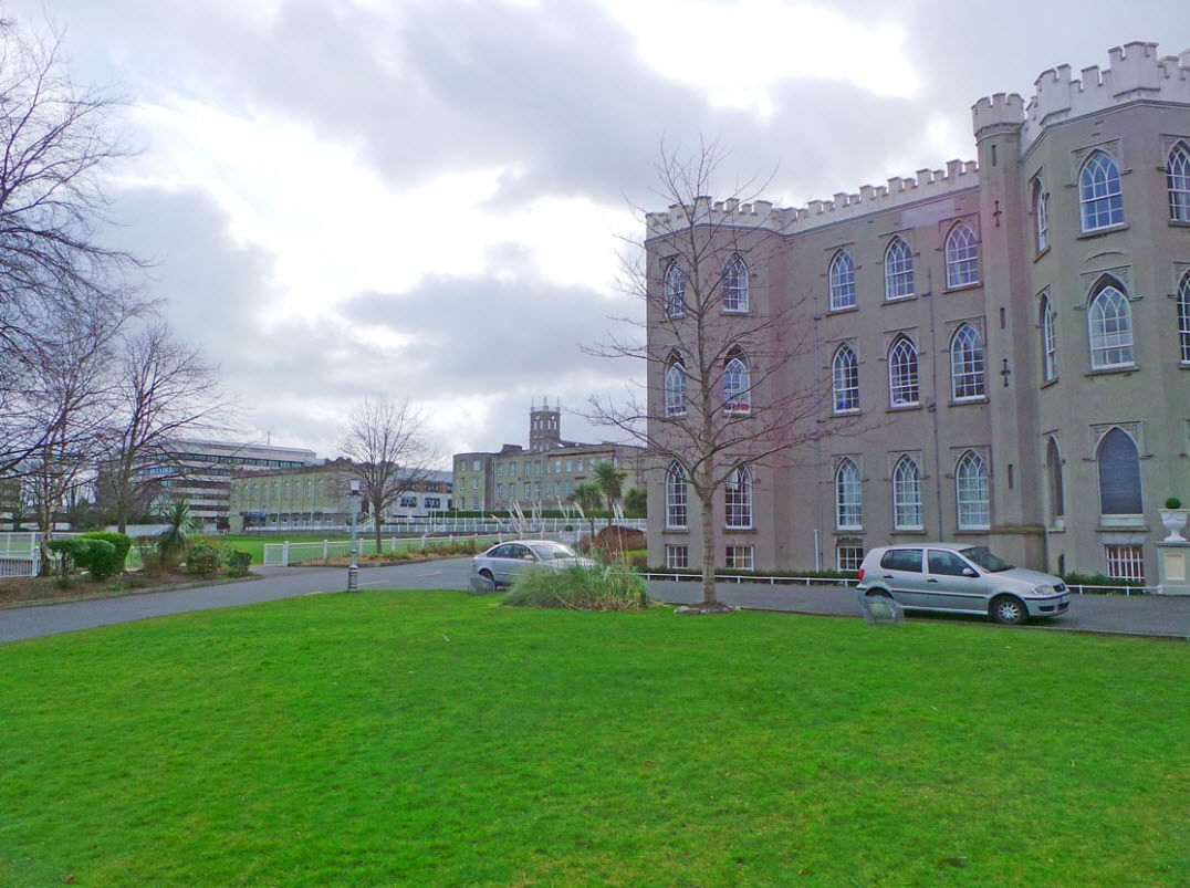Williamstown Castle, Ireland